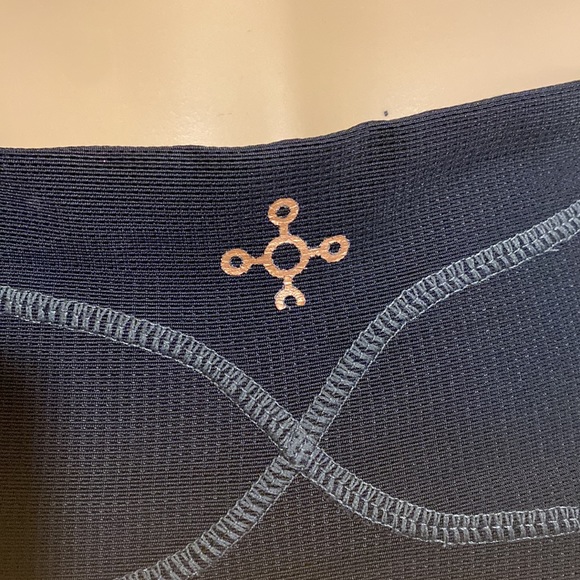 Original Tommie Copper Crop Leggings SZ Med - Picture 3 of 4